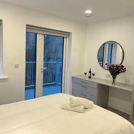 קוב Bella Vista Hotel & Self Catering Suites מראה חיצוני תמונה