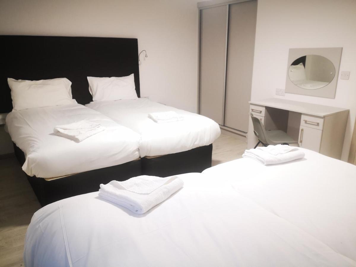 קוב Bella Vista Hotel & Self Catering Suites מראה חיצוני תמונה