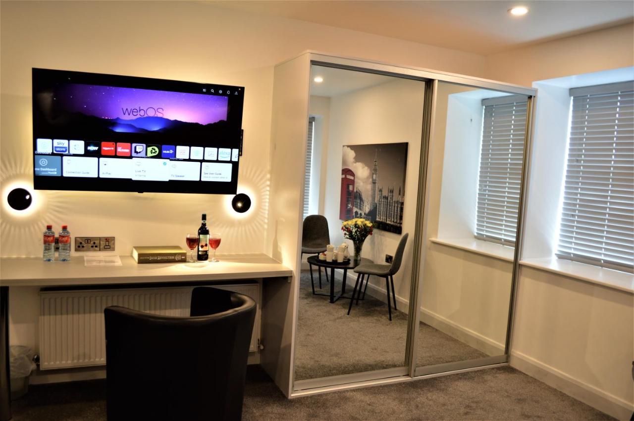 קוב Bella Vista Hotel & Self Catering Suites מראה חיצוני תמונה