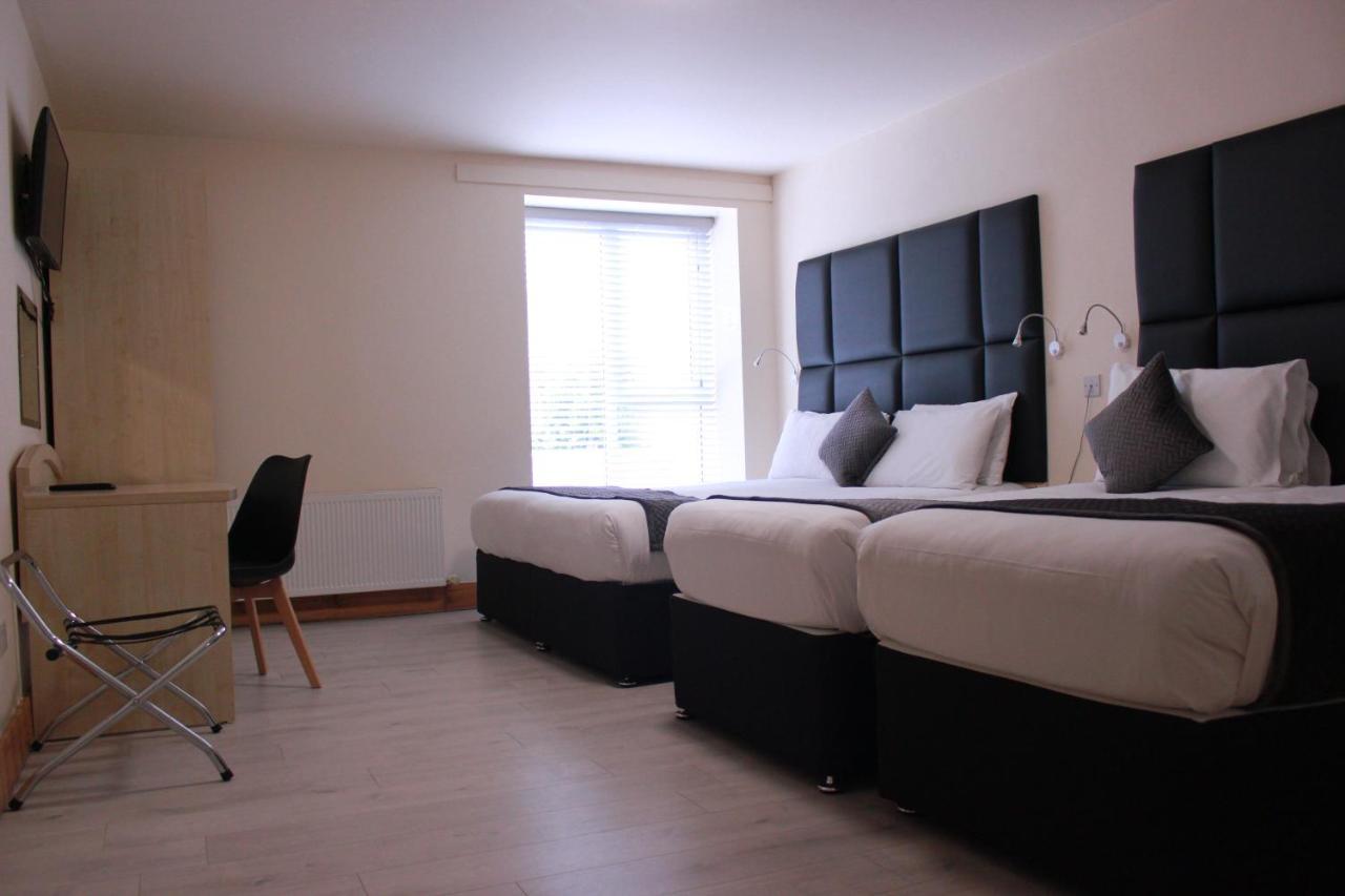 קוב Bella Vista Hotel & Self Catering Suites מראה חיצוני תמונה